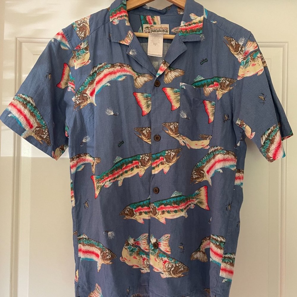 Patagonia Pataloha Kebari Painter’s Blue Trout Fly Fishing Print Button Up Shirt